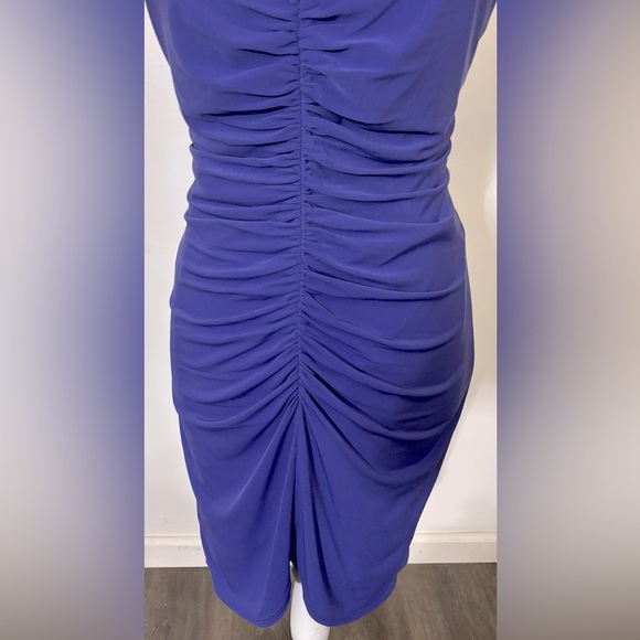 Calvin Klein V-neck Ruched Sexy Flattering Periwinkle Cocktail Party Dress 10P - Picture 4 of 11